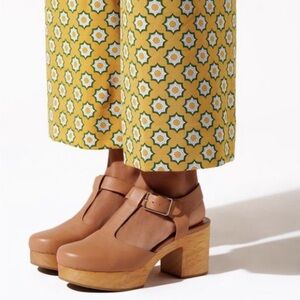 Charlotte Stone Tan Leather Mules